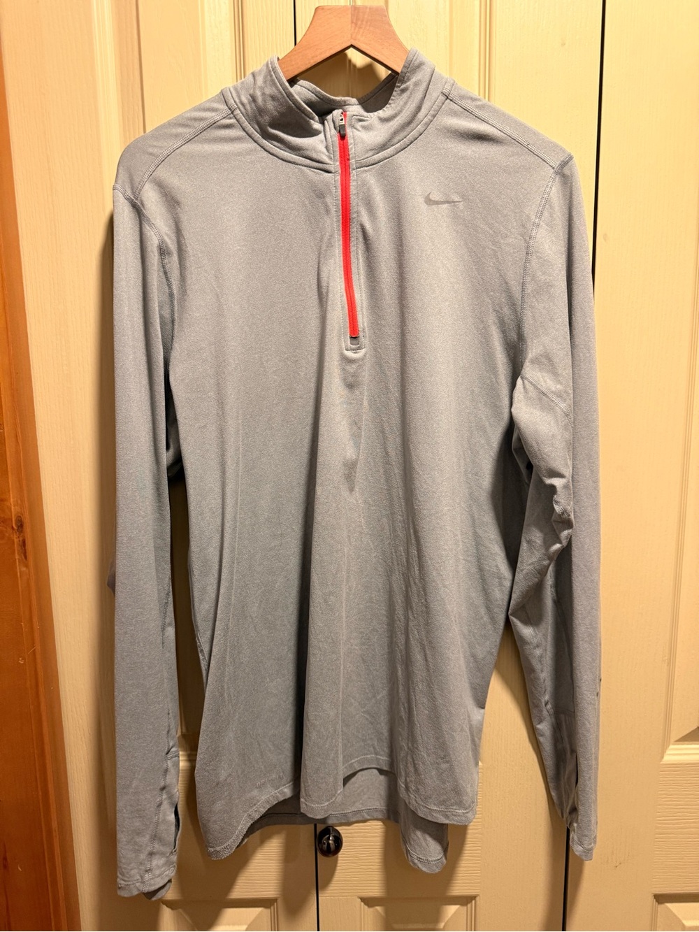 Nike Men’s Light Gray Long Sleeve Half-Zip with Red Zip Placket